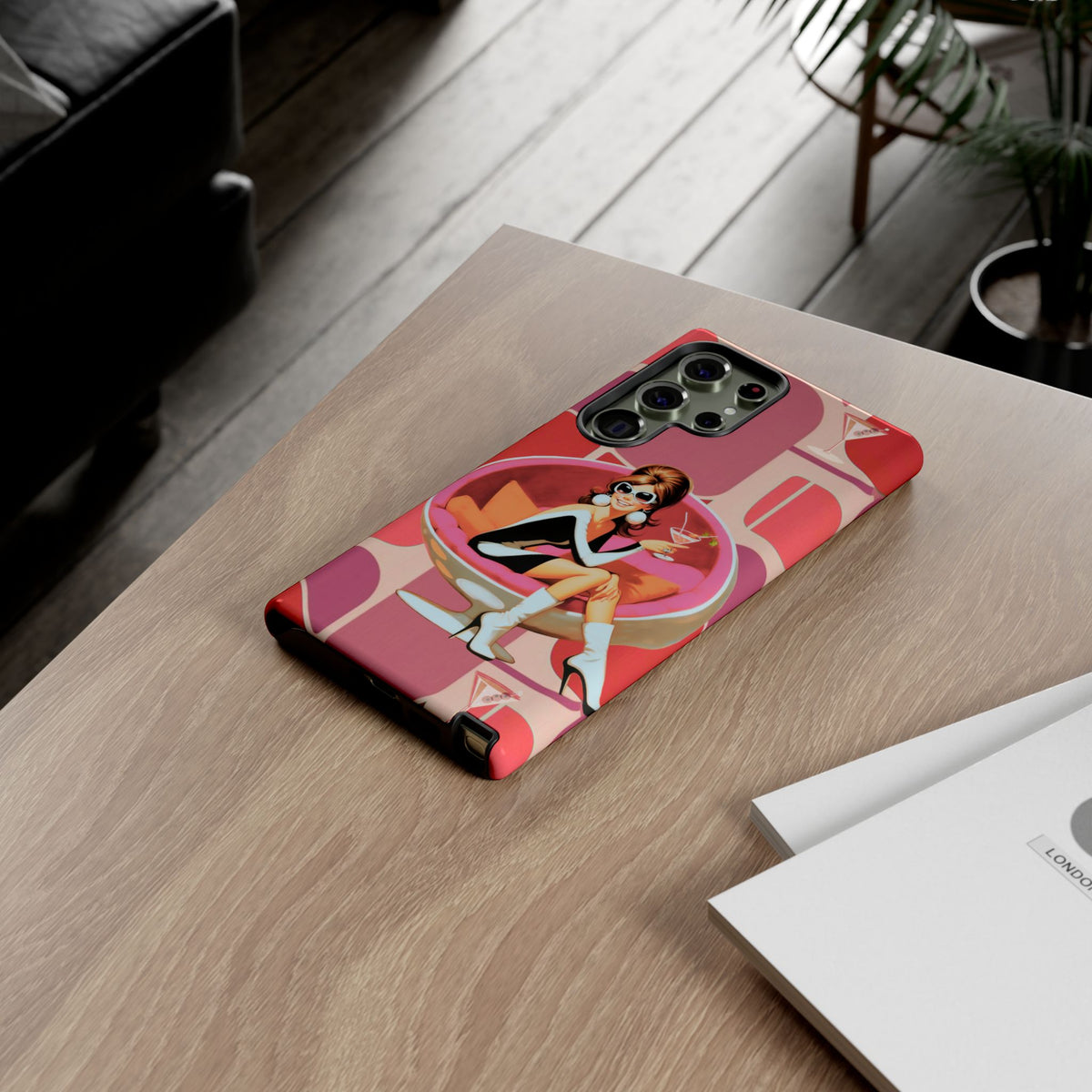 Mid Mod 60s Mod Gal, Kick Back Enjoy, Retro Chic Phone Case with Cocktail Design