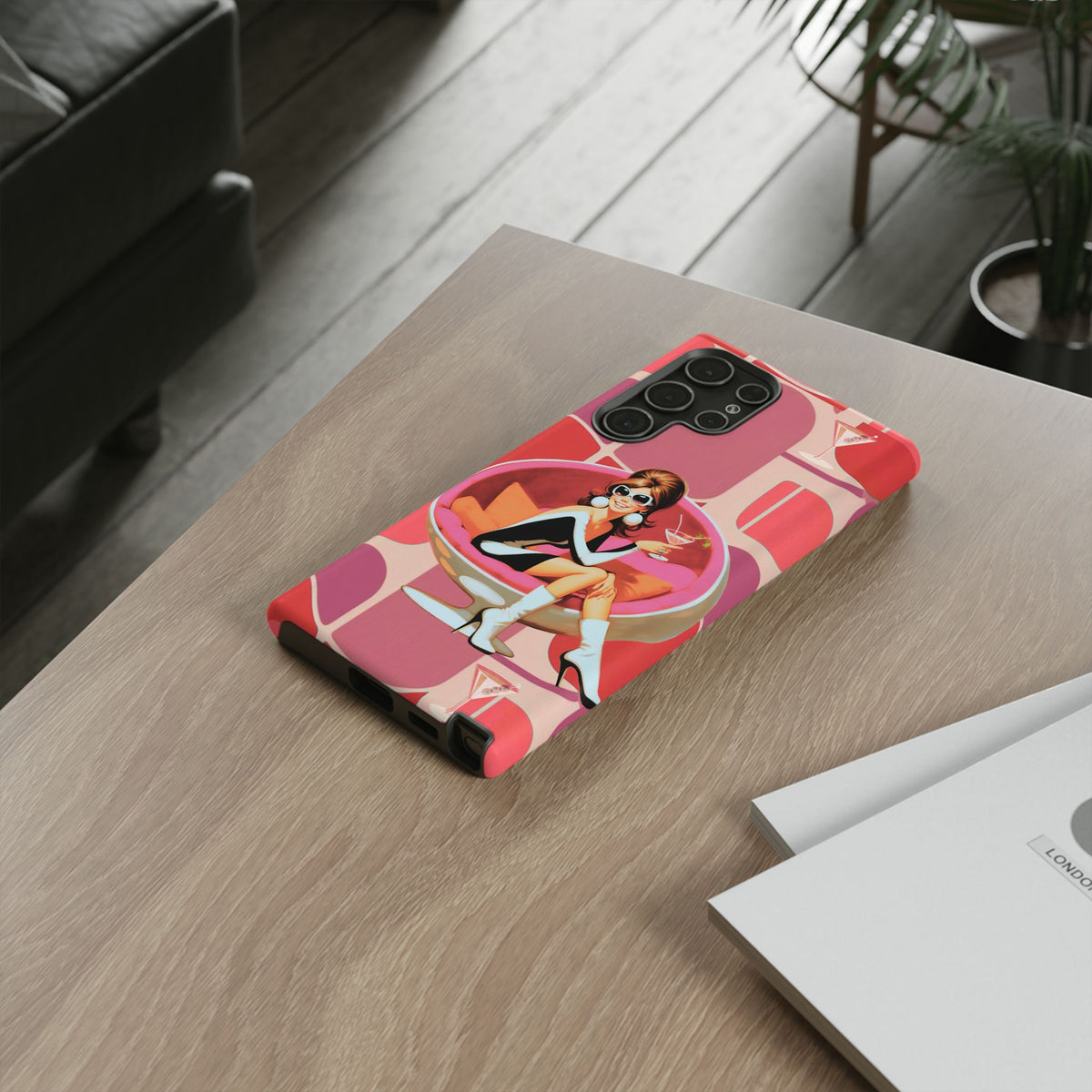 Mid Mod 60s Mod Gal, Kick Back Enjoy, Retro Chic Phone Case with Cocktail Design