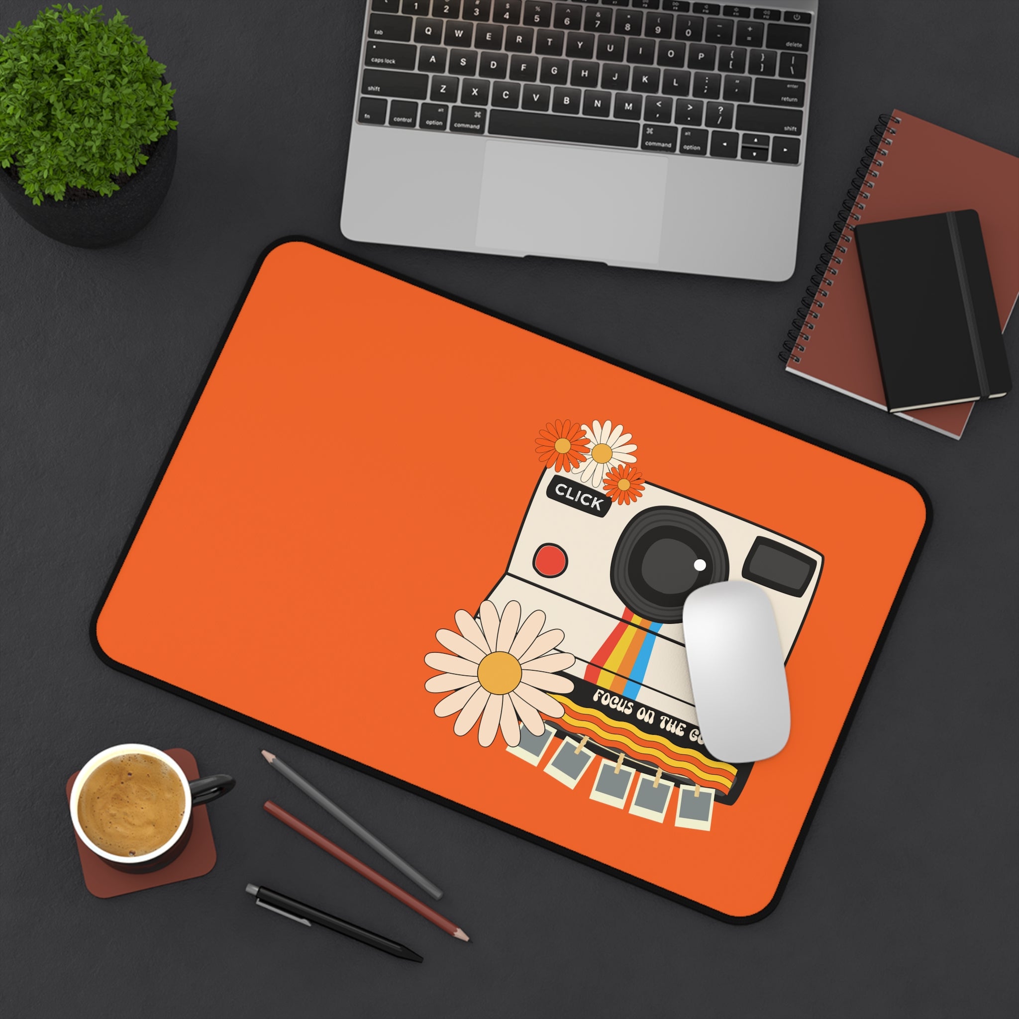 Hip Desk Mat, Focus On The Good, Retro Camera, Flower Power 70&