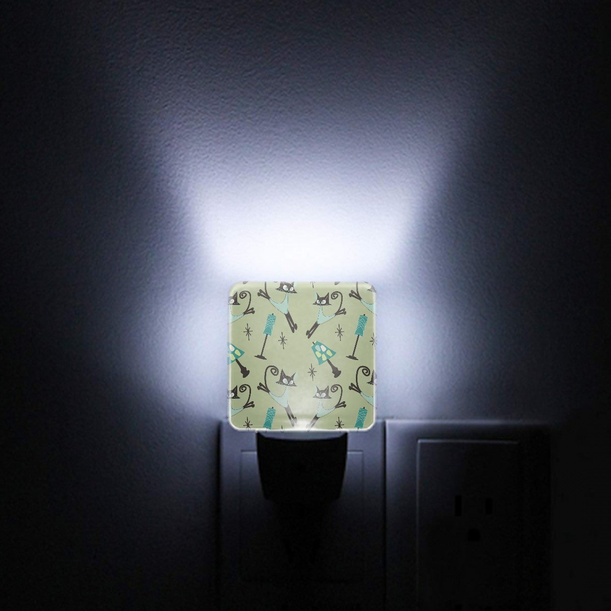 Atomic Kitschy Cats, Retro Mod LED Night Light - Mid Century Modern Gal