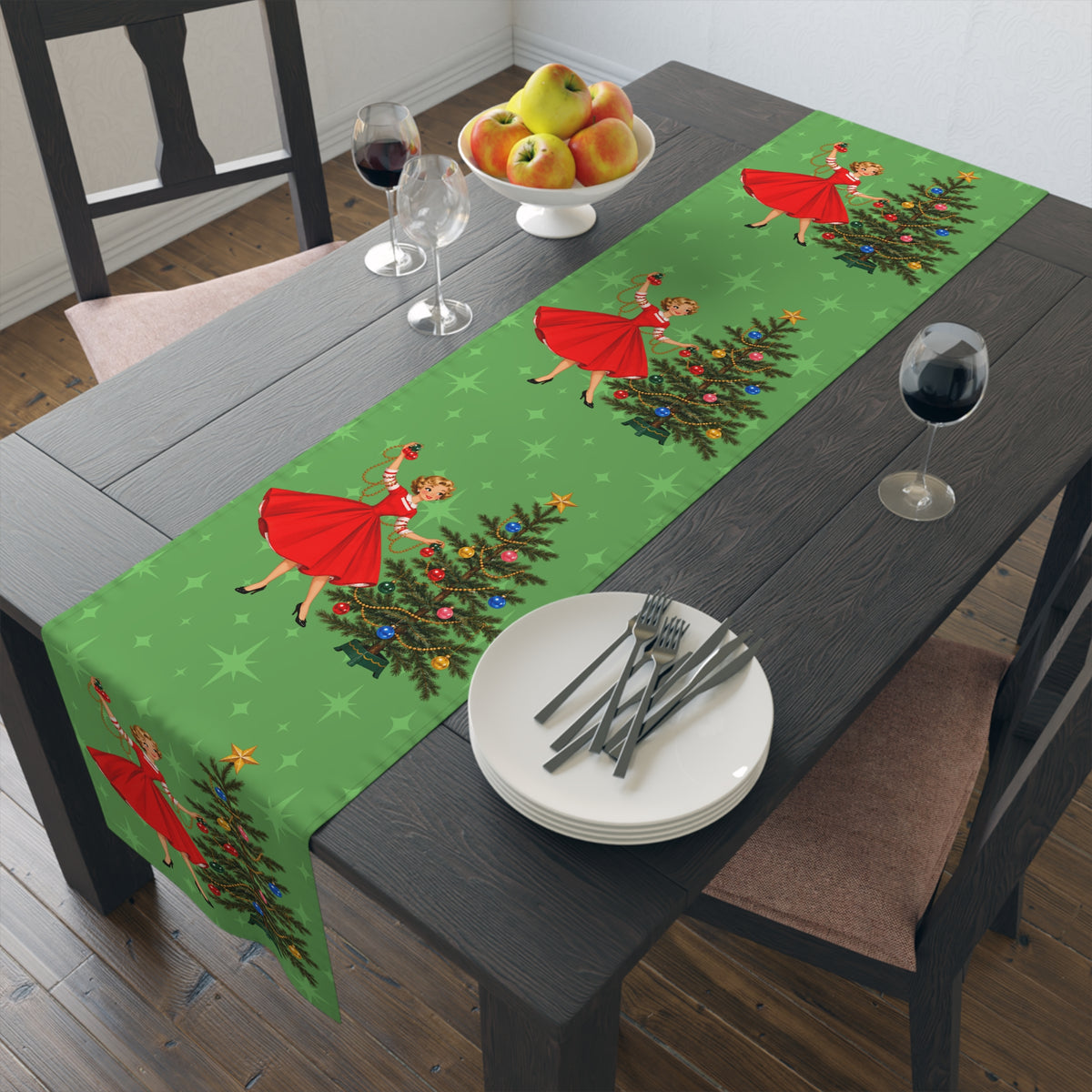 Mid Century Modern Gal Decorating Christmas Tree, Green Atomic Starbursts Table Runner
