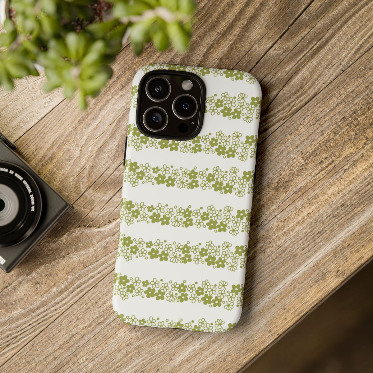 Pyrex Crazy Daisy Spring BlossonFloral Phone Case: Tough Cases with Elegant Green Floral Design, Durable Phone Cover