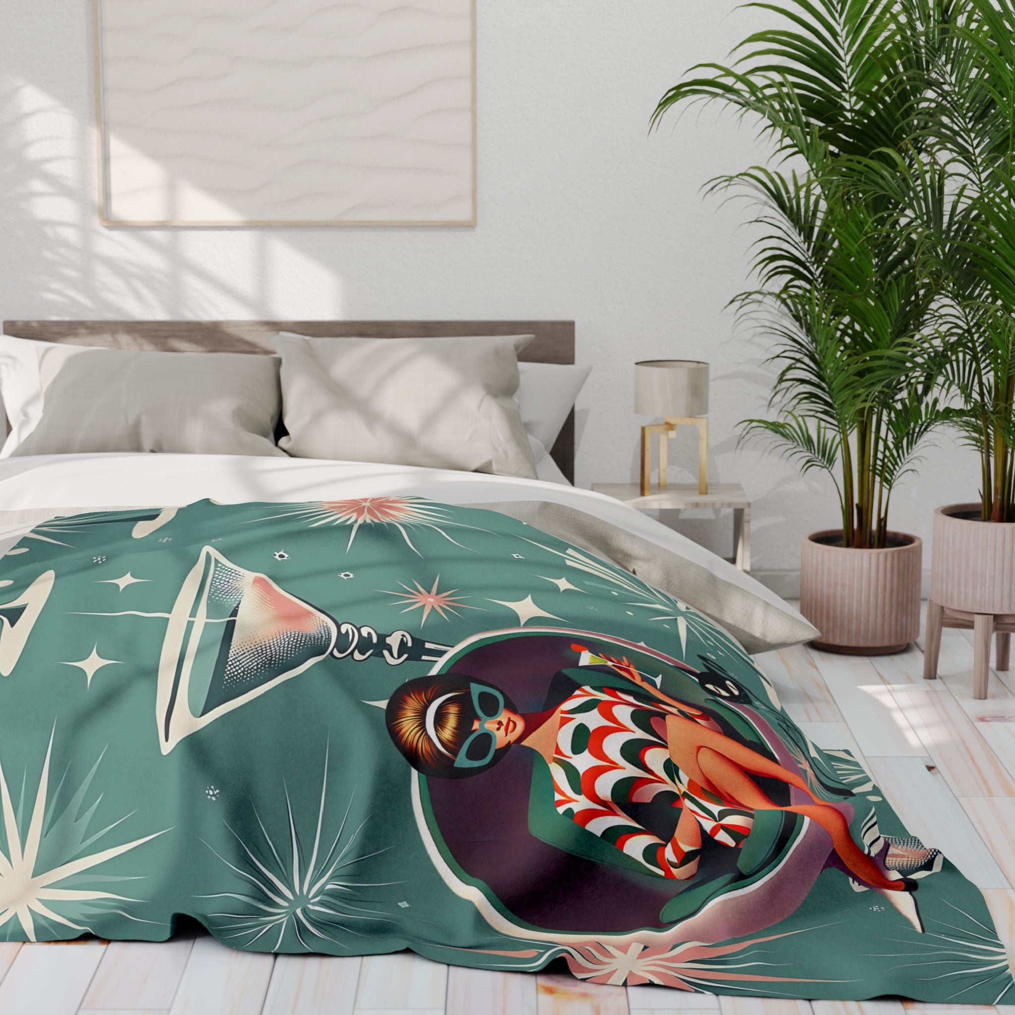Mid Mod 60s Gal, Retro Glam Arctic Fleece Blanket | Mid-Century Modern Design with Martini & Cat - Mid Century Modern Gal