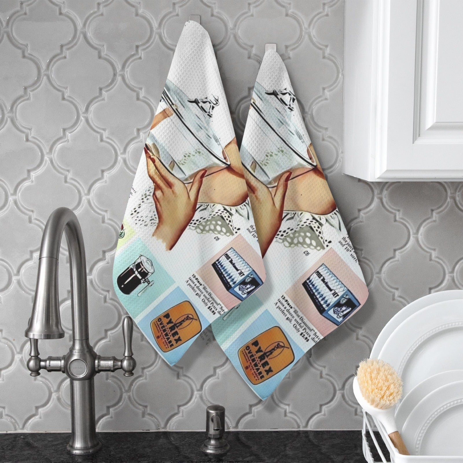 Retro Pyrex Vintage Ad Kitschy Kitchen Towel Set - Mid Century Modern Gal