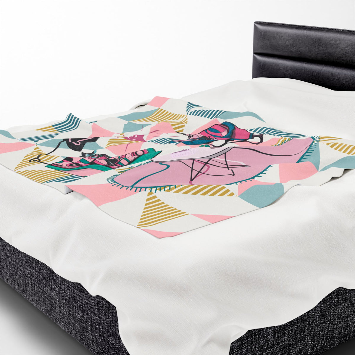 Atomic Cats Reading Blanket Mid-Century Modern, Book Lover, Book Club Gift Plush Blanket - Cozy Retro Home Decor - Mid Century Modern Gal