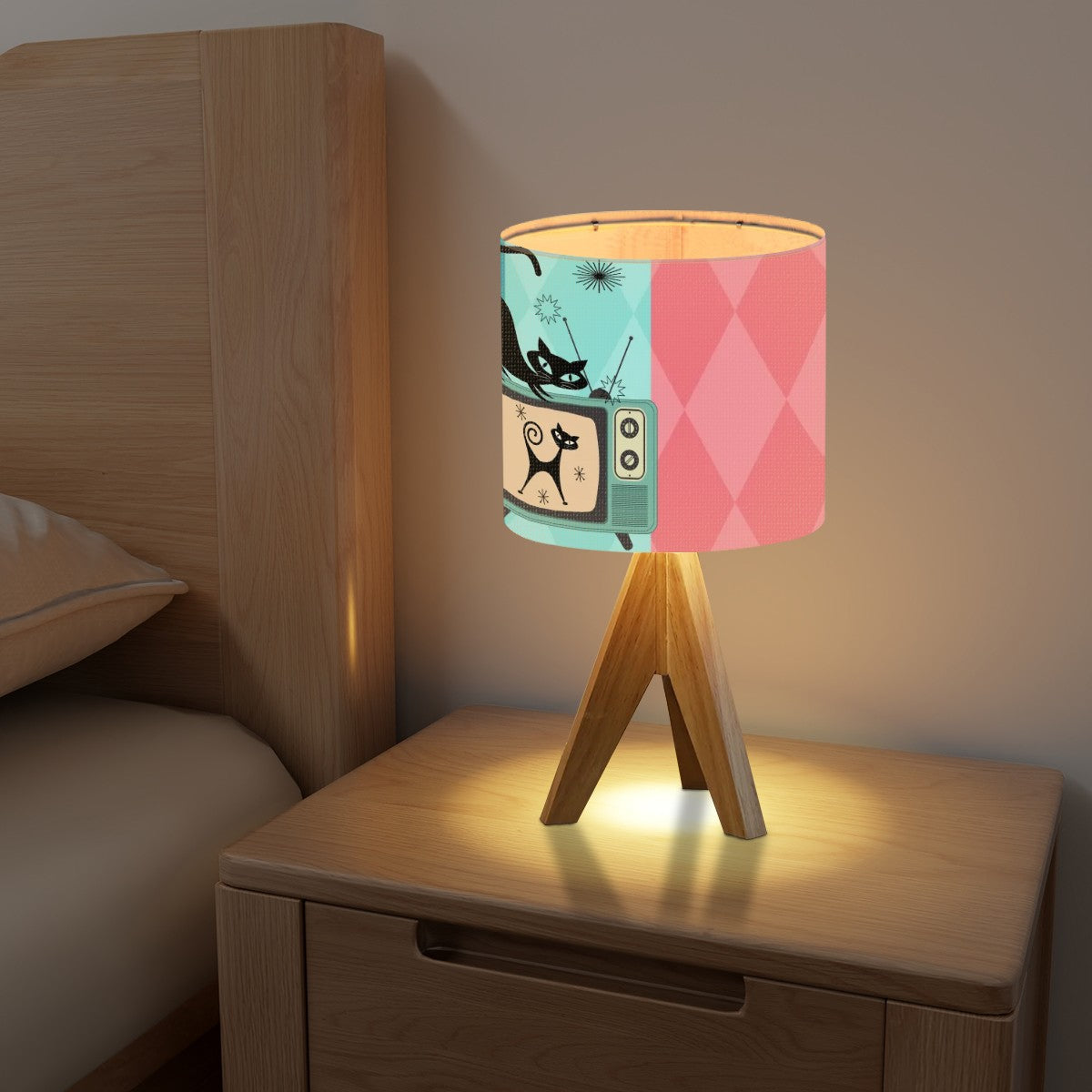 Atomic Cat Kitschy Wooden Tripod Table Lamp - Mid Century Modern Gal