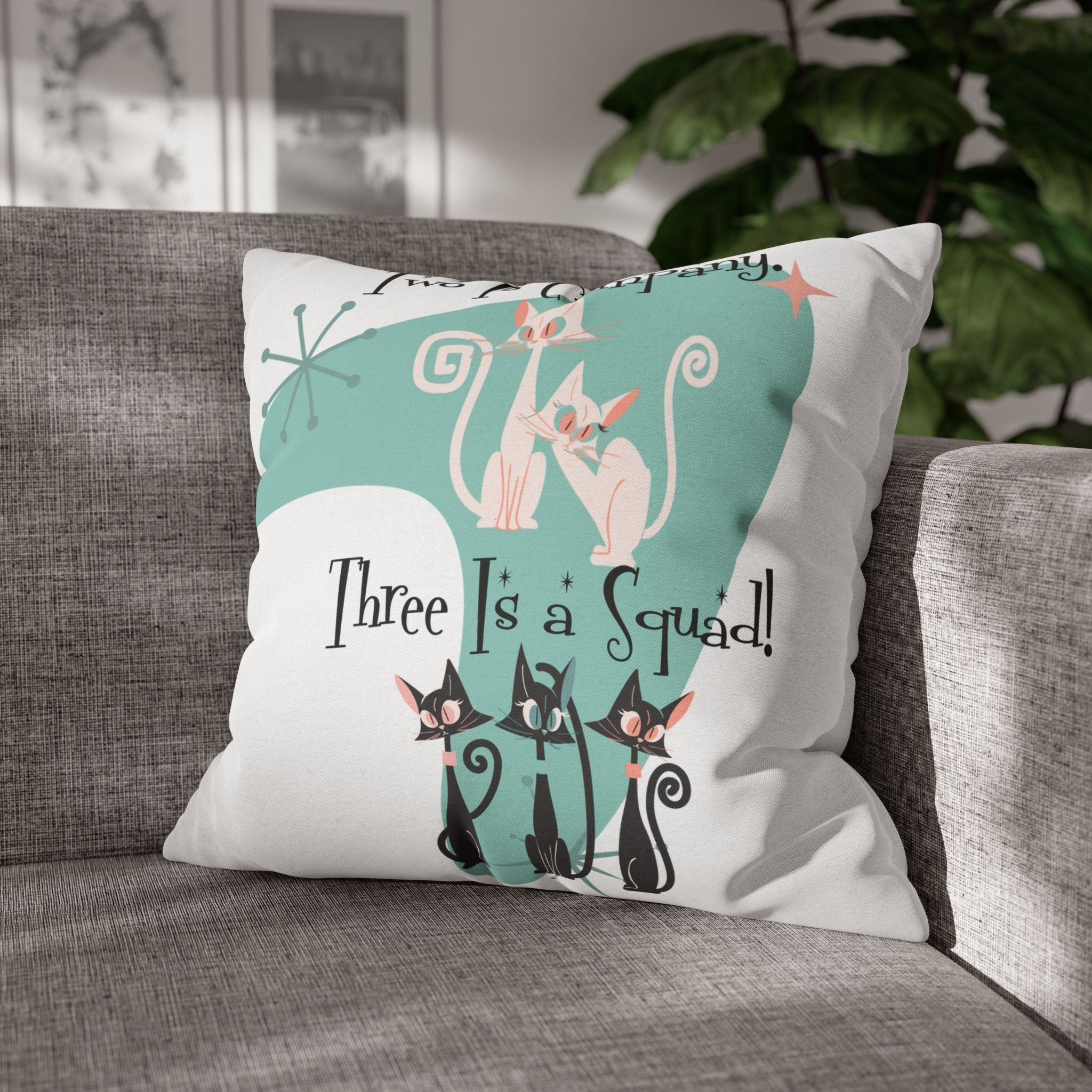 Atomic Kitschy Cats, Mid Mod Boomerang Family Co-worker Bestie Gifts Pillow Cover - Mid Century Modern Gal