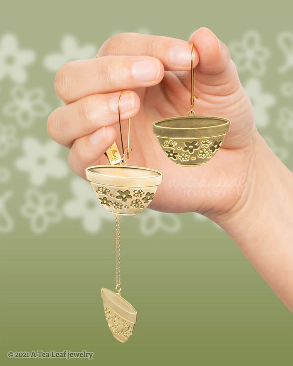 Retro Pyrex Bowl Earrings | Spring Blossom Green Pattern - Gold