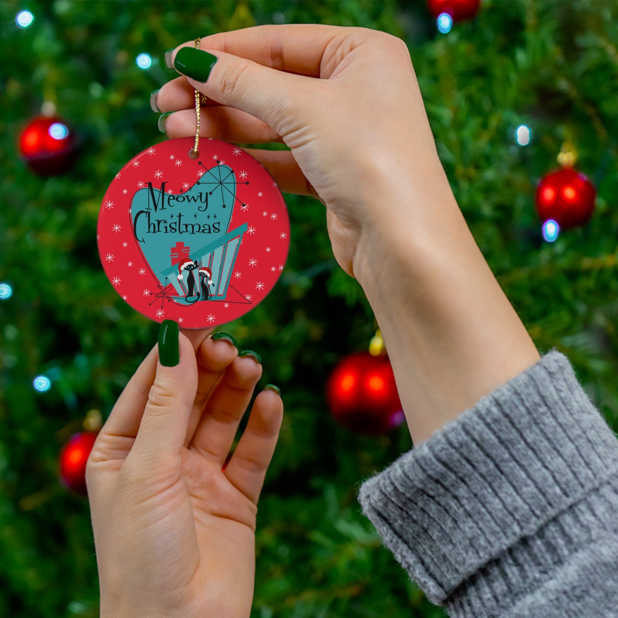 Meowy Christmas Atomic Cats, Kitschy Mod Mid Century Modern Christmas Ceramic Ornament Home Decor Circle / One Size