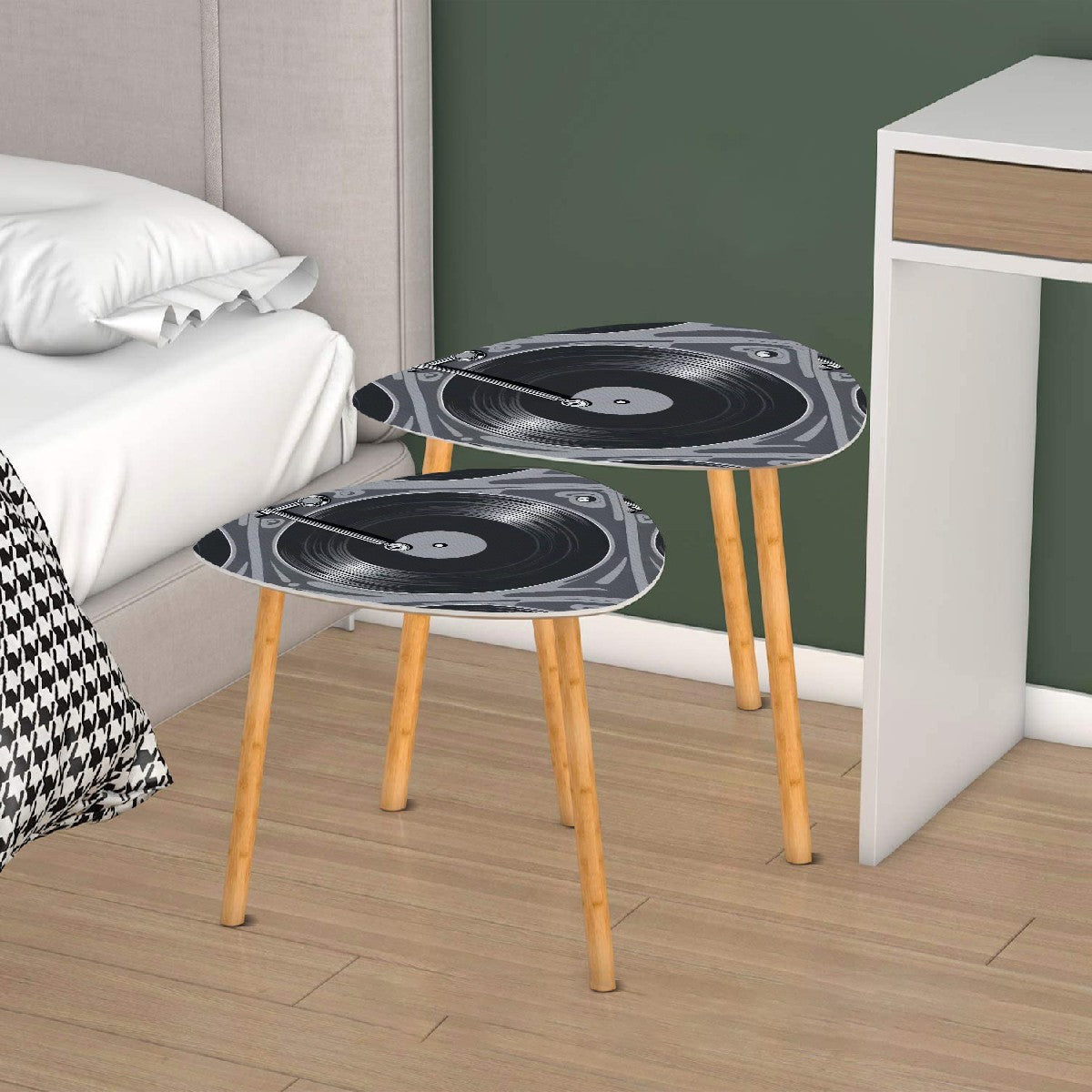 Retro Vinyl Record, Mid Mod Music Room, Livingroom Mid Century Modern Nesting Tables - Mid Century Modern Gal