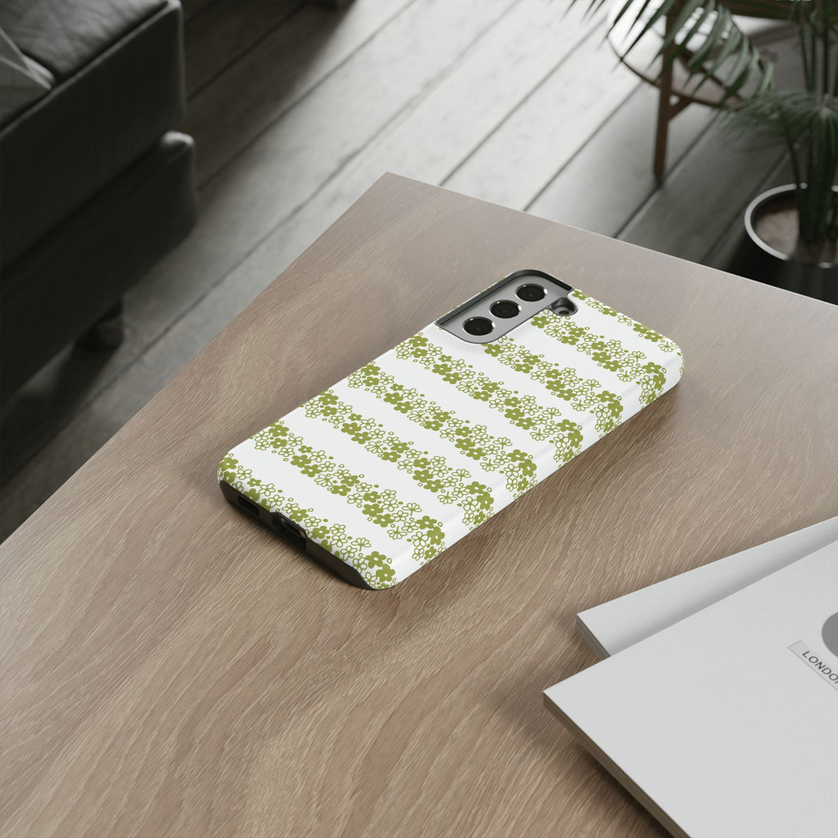 Pyrex Crazy Daisy Spring BlossonFloral Phone Case: Tough Cases with Elegant Green Floral Design, Durable Phone Cover