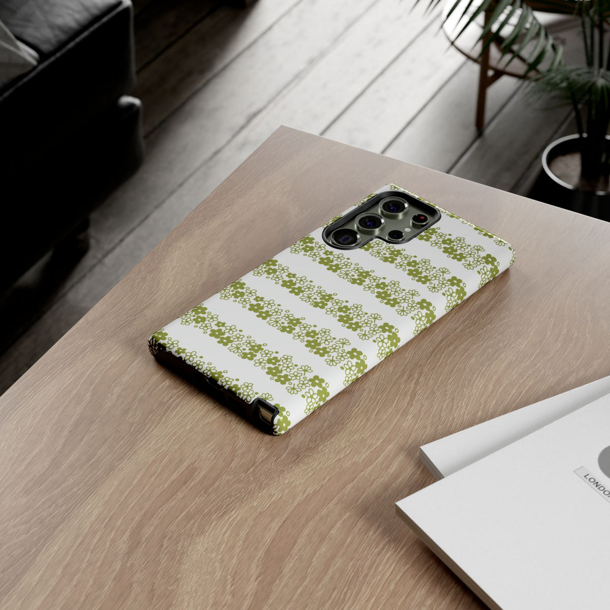 Pyrex Crazy Daisy Spring BlossonFloral Phone Case: Tough Cases with Elegant Green Floral Design, Durable Phone Cover