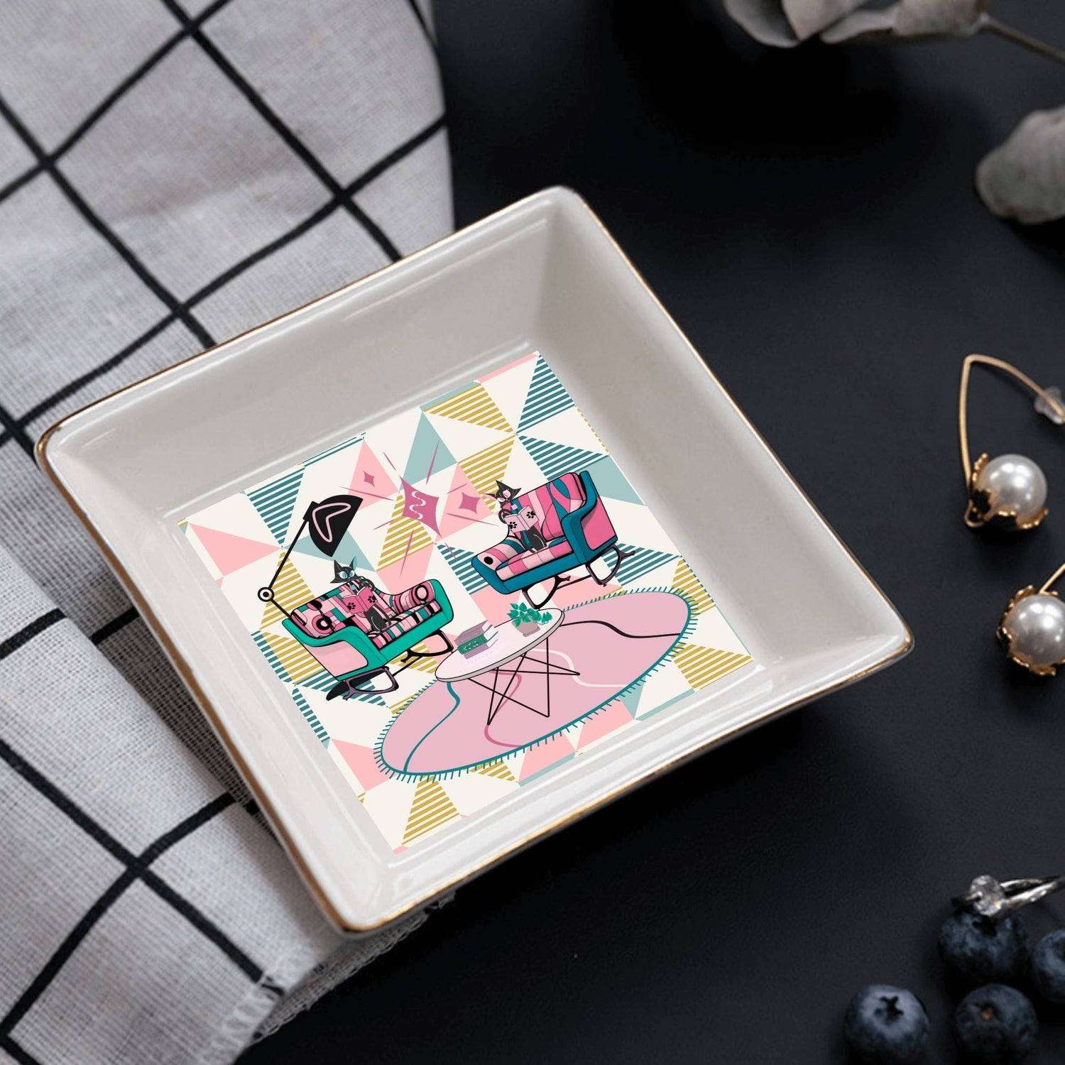 Atomic Reading Cats, Kitschy Kitchen Dessert Appetizer Cat Plates - Mid Century Modern Gal