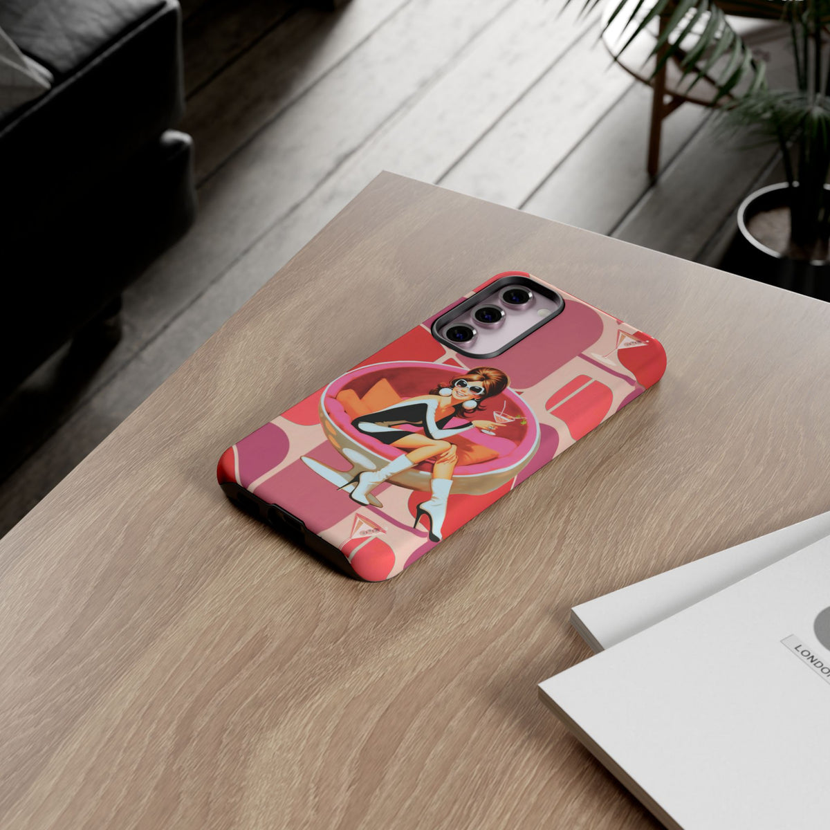 Mid Mod 60s Mod Gal, Kick Back Enjoy, Retro Chic Phone Case with Cocktail Design