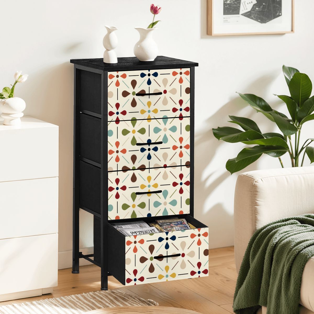 Mid Century Modern Scandinavian Modern Danish MCM 4-Drawer Dresser