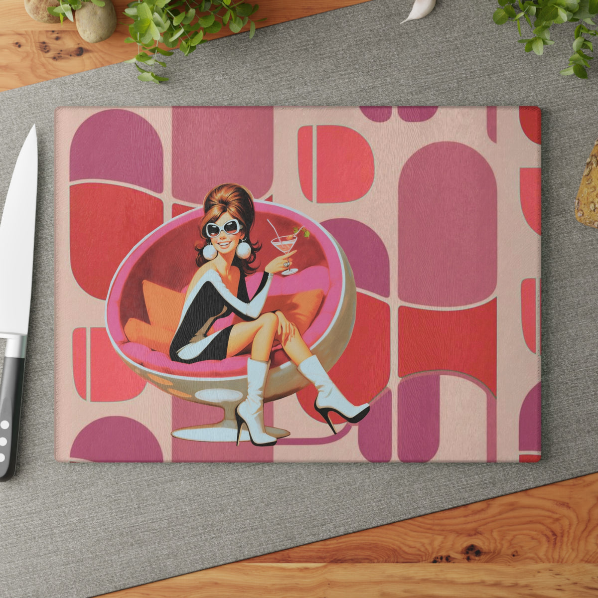 Mid Mod 60s Retro Gal, Cocktail Hour, MCM Barware Glass Cutting Board - Mid Century Modern Gal