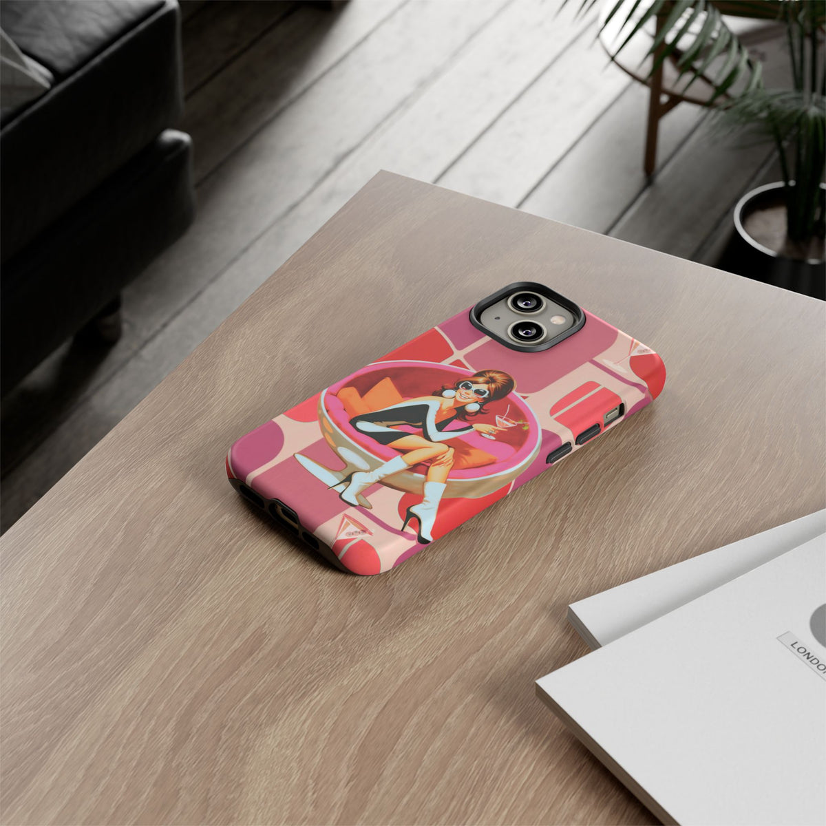 Mid Mod 60s Mod Gal, Kick Back Enjoy, Retro Chic Phone Case with Cocktail Design