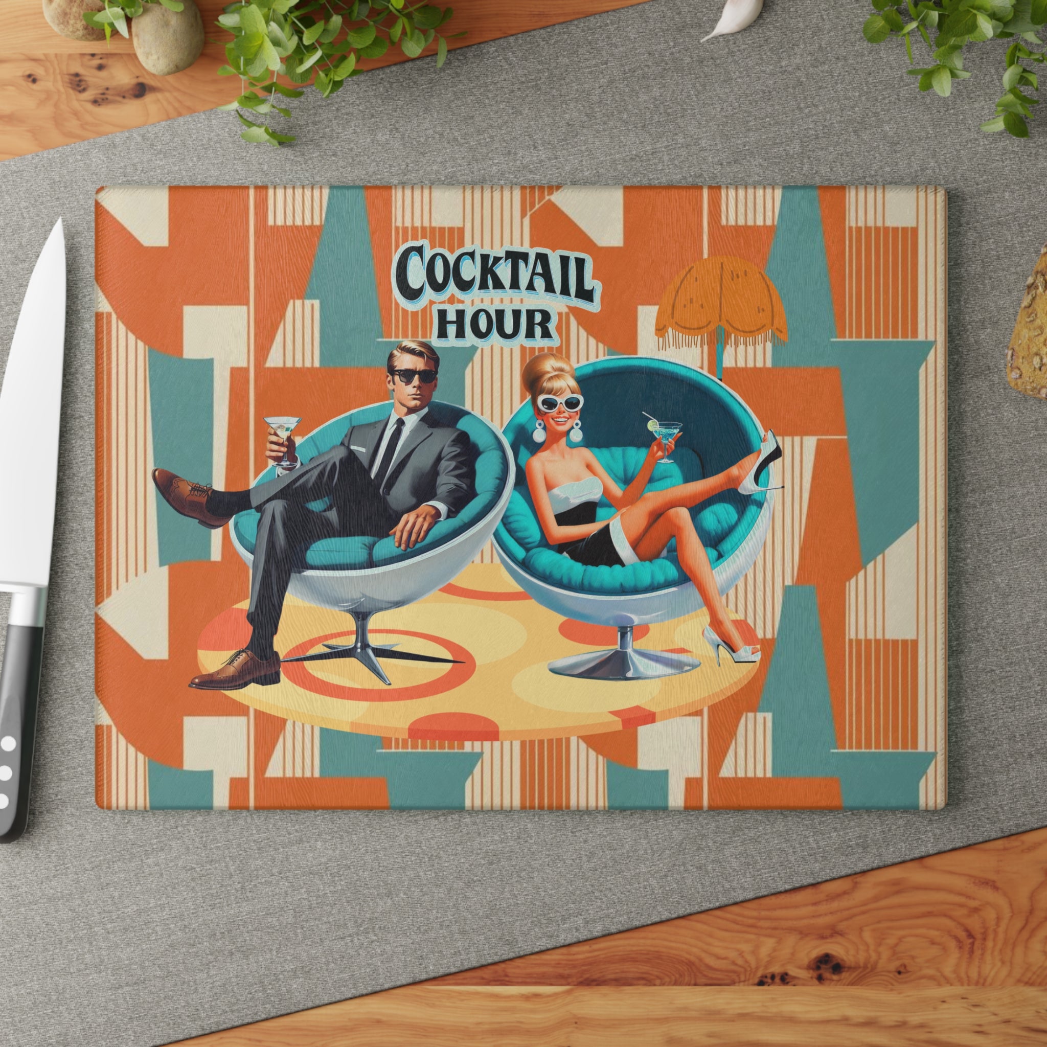 Mid Century Modern Barware Tabletop Glass Cutting Board With Mod 60s Couple,Retro Cocktail Hour - Mid Century Modern Gal