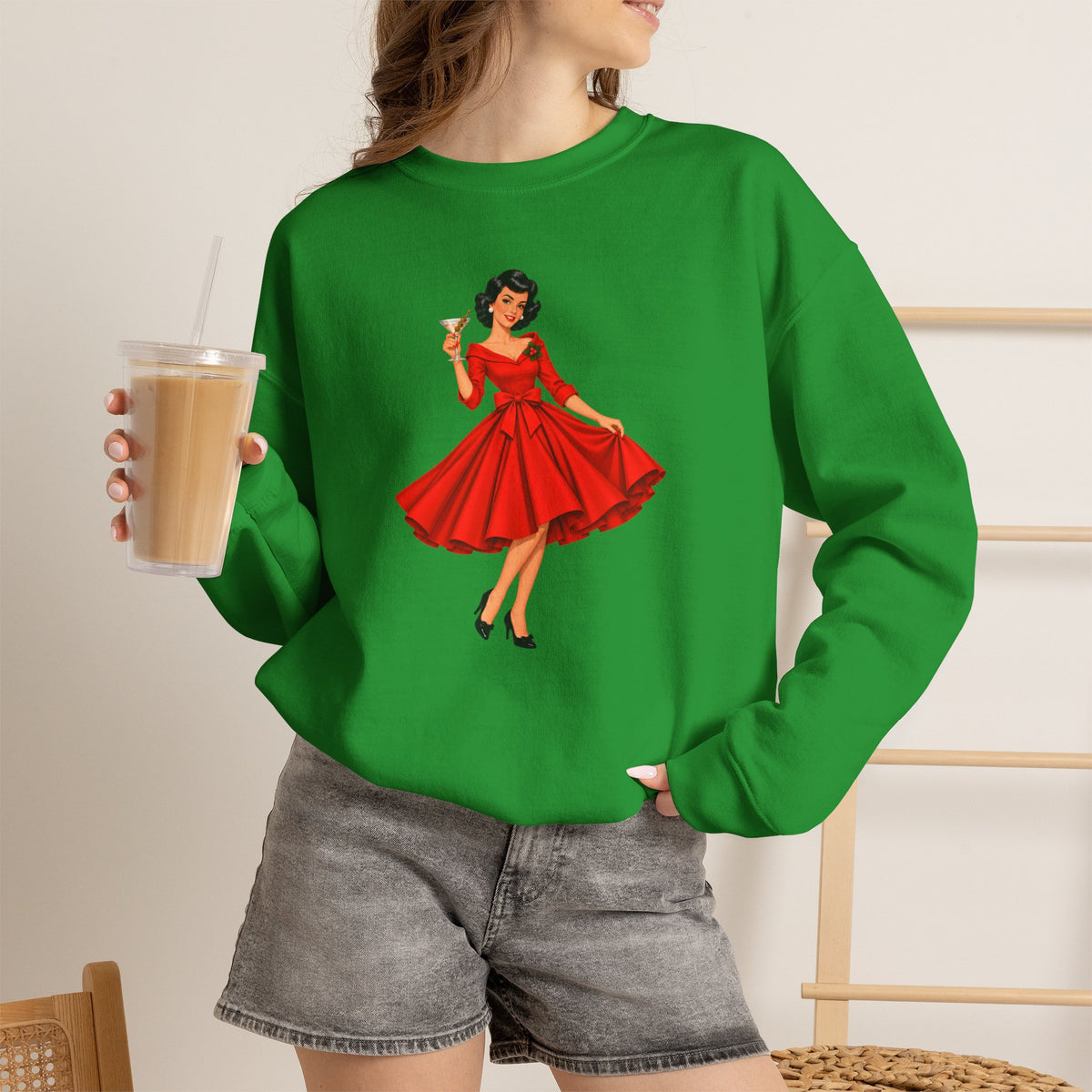 Mid Century Modern Christmas Martini Gal Unisex Heavy Blend™ Crewneck Sweatshirt - Mid Century Modern Gal