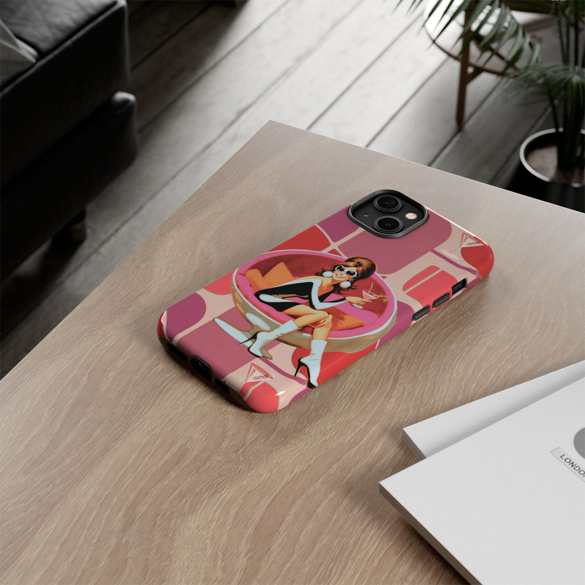 Mid Mod 60s Mod Gal, Kick Back Enjoy, Retro Chic Phone Case with Cocktail Design