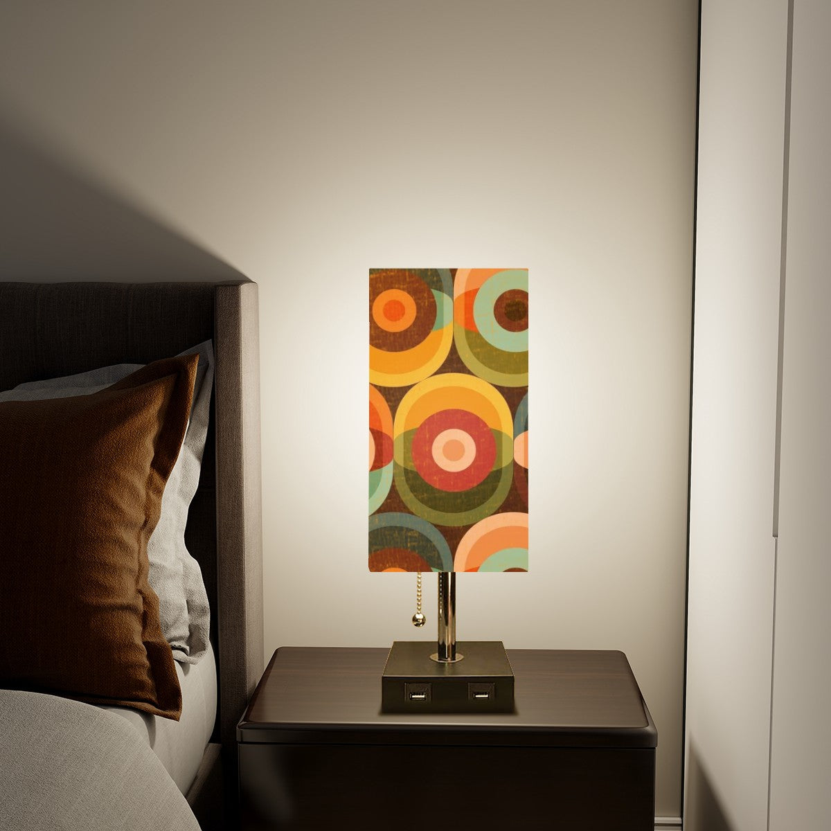 Retro Groovy Orbs Funky Fun Mid Mod Table Lamp With USB Ports - Mid Century Modern Gal