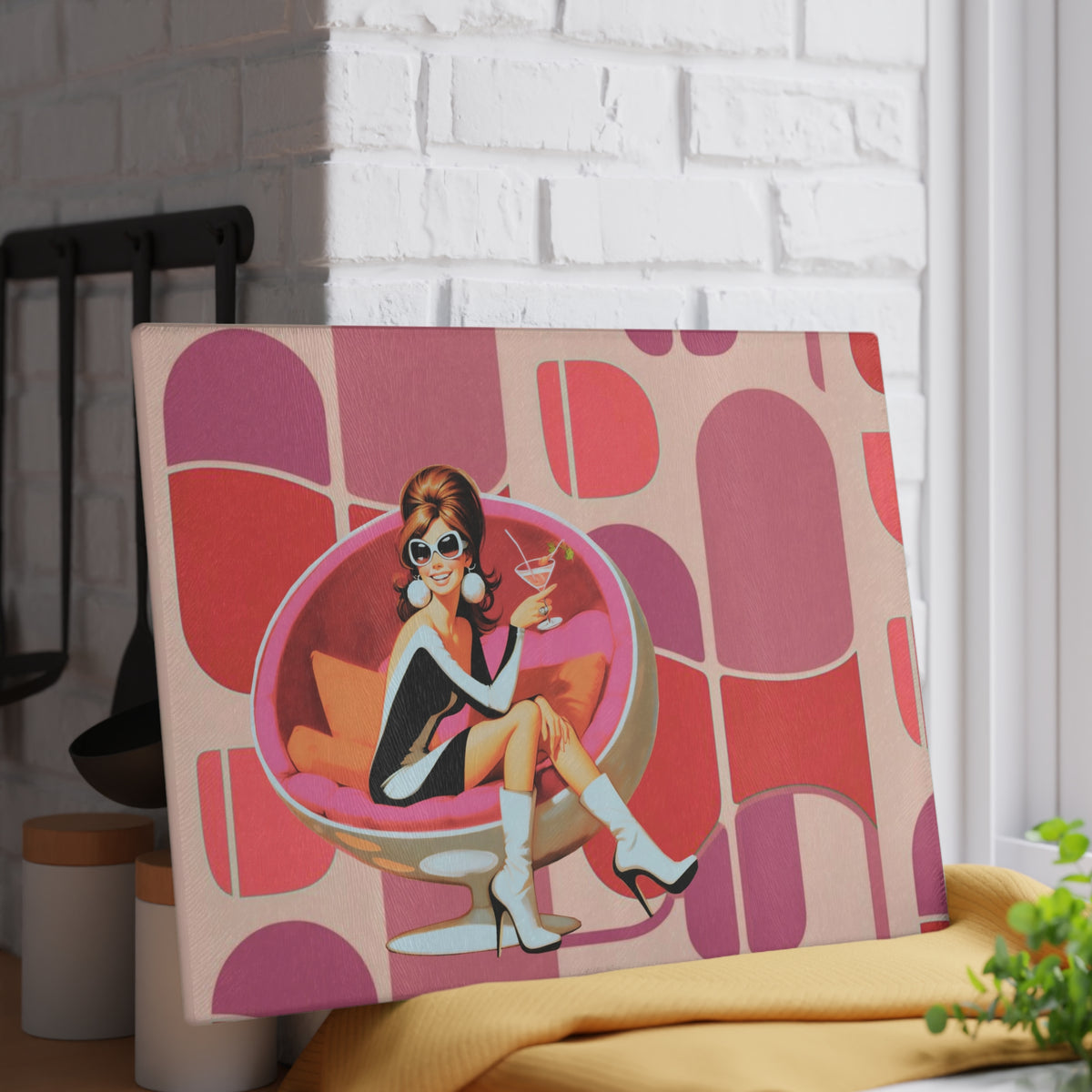 Mid Mod 60s Retro Gal, Cocktail Hour, MCM Barware Glass Cutting Board - Mid Century Modern Gal