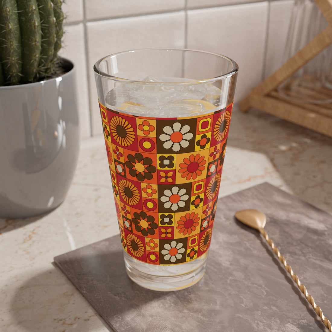 Retro 60s Flower Power Floral Mixing Glass -Vintage Style Drinkware - Mid Century Modern Gal