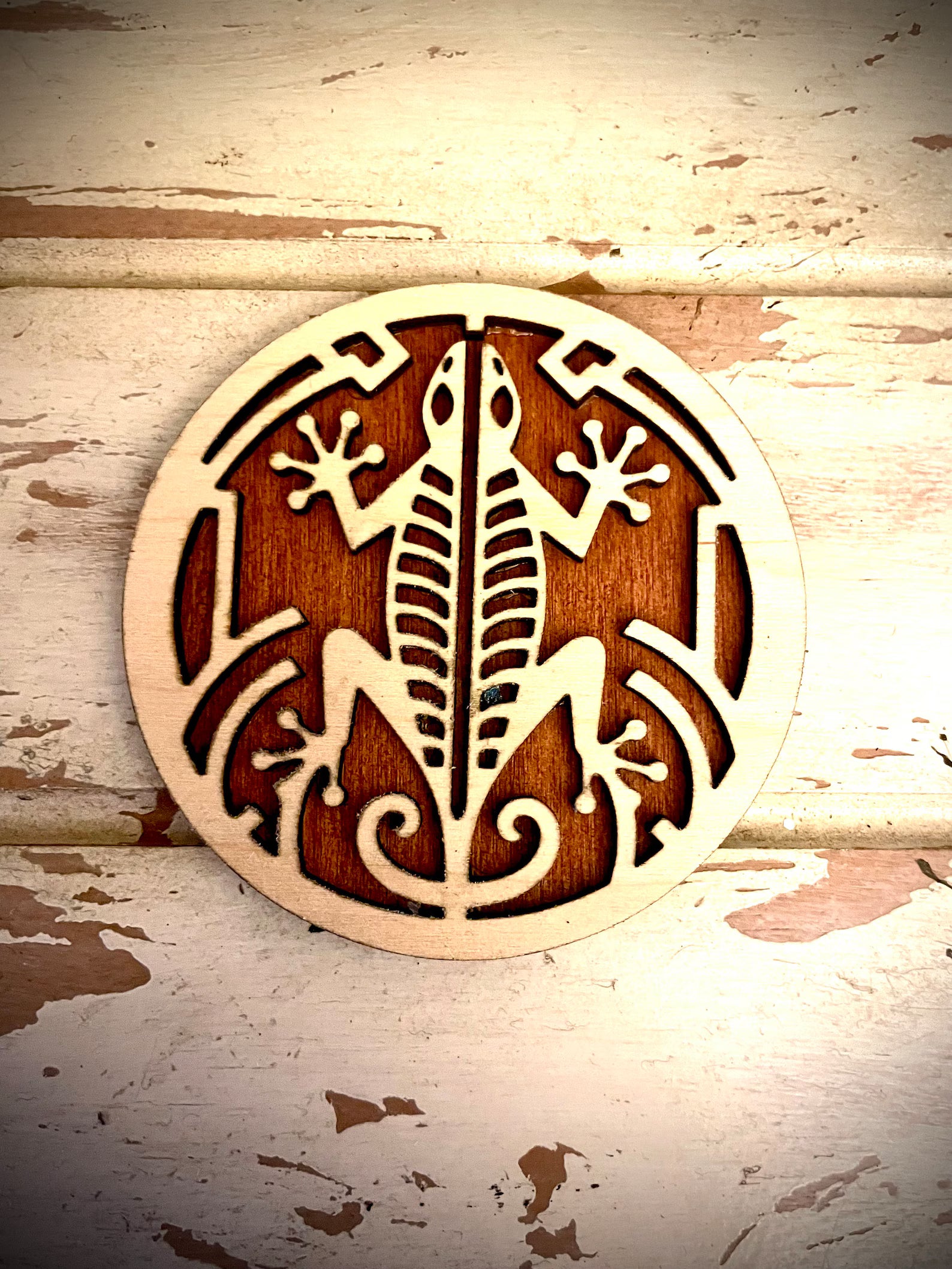 Boho Modern Art Deco Gecko 2-Layer Round Circle Wood Magnet