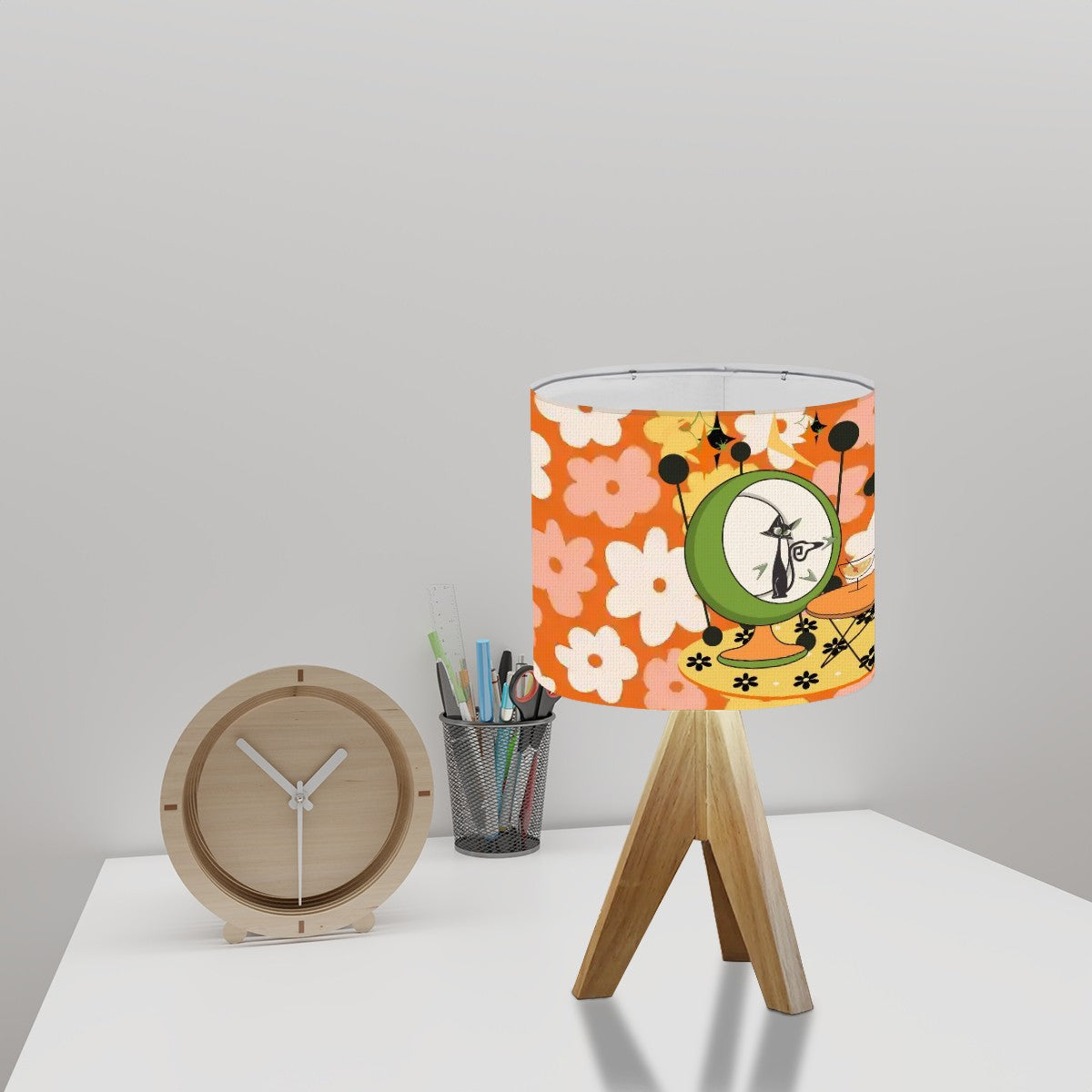 Retro Groovy Flower Atomic Cat Summer Vibes, Mid Mod Tripod Table Lamp - Mid Century Modern Gal