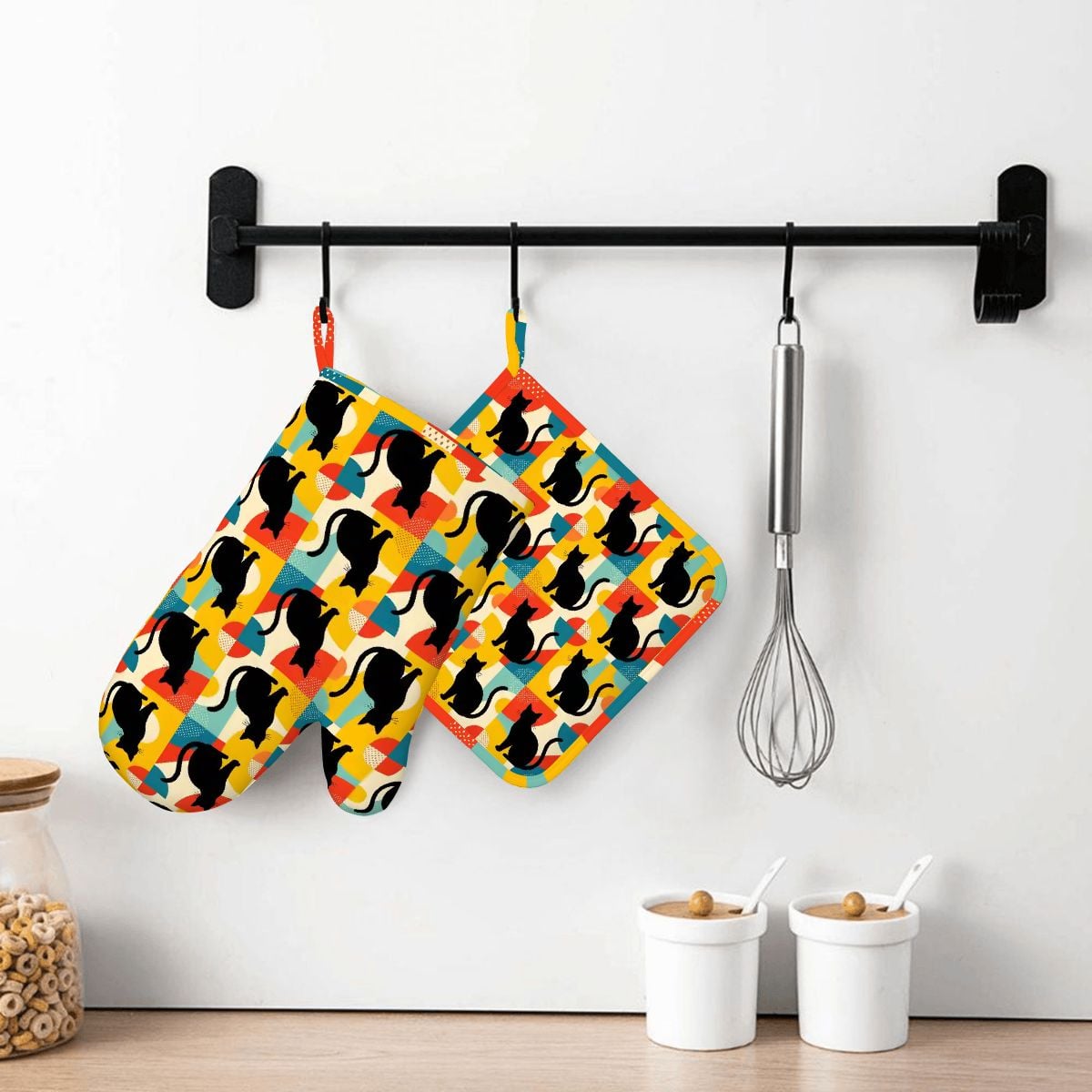 Pop Art Black Atomic Cats, Red Blue Yellow, Silicone Oven Mitts and Pot Holders Sets (Right Hand) - Mid Century Modern Gal