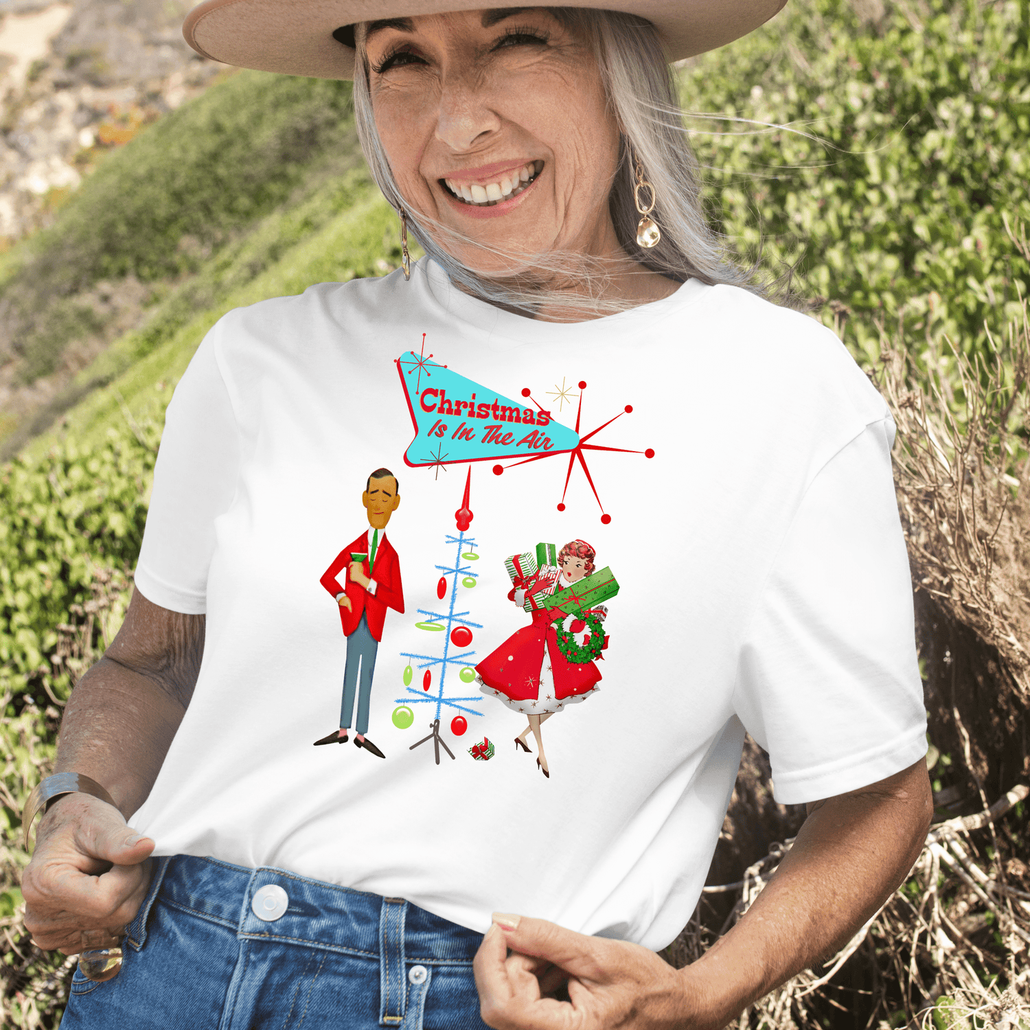 Retro Holiday, Christmas Party, Mid Century Mod, Kitschy Christmas Tee Unisex T-Shirt